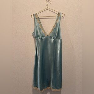 Victoria’s Secret vintage Y2K baby Blue Satin silk mini dress slip beige Lace